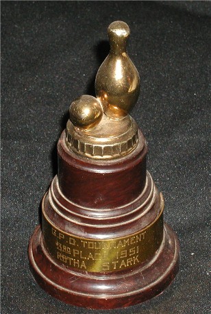 bowlingtrophy1951.jpg